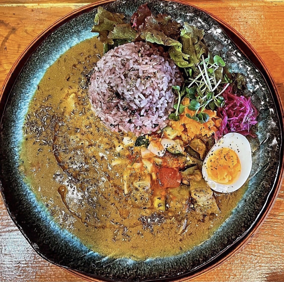 ①メキシカンタコス②日替わりスパイスカレー